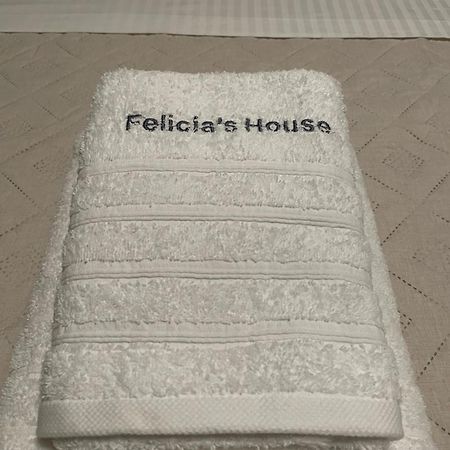 הוילה אגריה Felicia'S House מראה חיצוני תמונה
